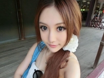 32騰訊性感巨乳正妹~小訫王蕙心~甜美自拍照 Part1 [50P]
