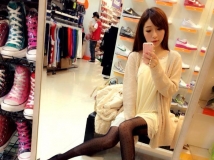 運動鞋店看到正妹~Elena 娜娜兒~在美腿自拍 {臉書} [50P]