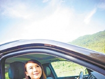 Apple美女~開車車 [5P]