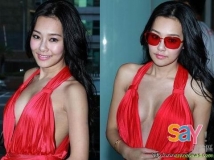 王思佳掀底褲任人看　加送中奶側乳大爆露 [6P]