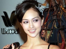 香港最正混血名模~Jessica Cambensy~養眼低胸露溝照 Part2 [50P]