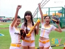 WBC／超辣熱褲正妹球童成亮點 銘傳正妹Silvia如願成球童 [10P+影