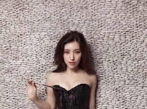 LARA 《FHM男人幫》性感爆乳大解放 [3P]