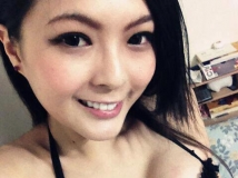 32E瘦身甜心~小豬(黃琪雯)~超養眼低胸自拍照 [20P]