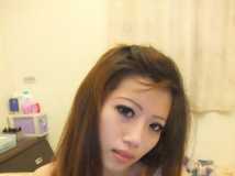 愛穿低胸衣的32D台灣正妹[30P]