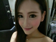 32D職撞女郎~Amber Lin~低胸爆乳超養眼 [30P]