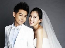 林志穎老婆穿超短熱褲太性感~陳若儀~秀美腿路人狂瞄 [5P]