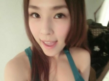32G台灣第一巨乳~熊熊卓毓彤~精選爆乳照[30P]