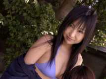 兩位泳池旁的兔妹妹[15P]