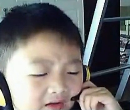 10歲憂鬱弟