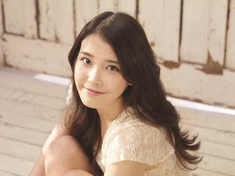 國民妹妹IU