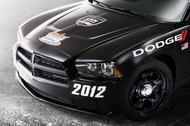2012-Dodge-Charger-Pursuit-2[2].jpg