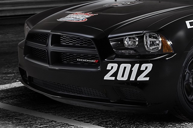 2012-Dodge-Charger-Pursuit-5[2].jpg