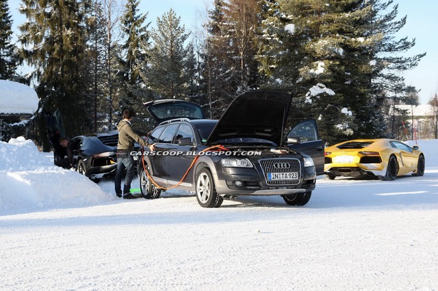 Lamborghini-Aventador-LP700-4-Crash-15[3].jpg