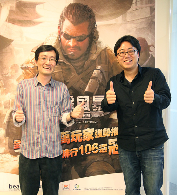 GameHi開發隊室長李大成(右)與技術組長金光植(左) GameHi開發隊室長李大成(右)與技術組長金光植(左)